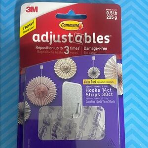 NEW 3M Command Adjustables 14 Hooks and 30 Strips - White